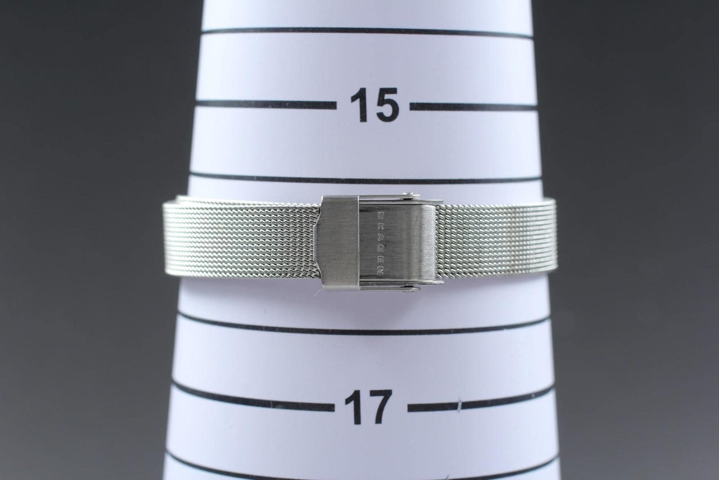 Near MINT Skagen J502XSSMP 8P Diamond Pink Shell Dial Steel Quartz JDM Watch