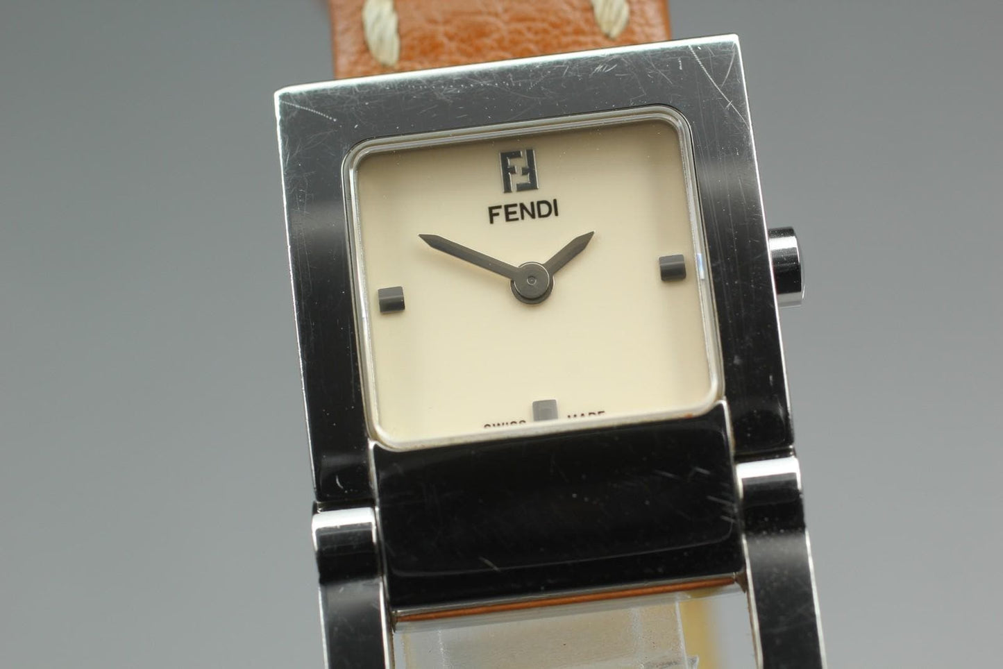 Exc+5 Vintage FENDI 5200L Cream Dial Brown Quartz 23mm Ladies Watch From JAPAN