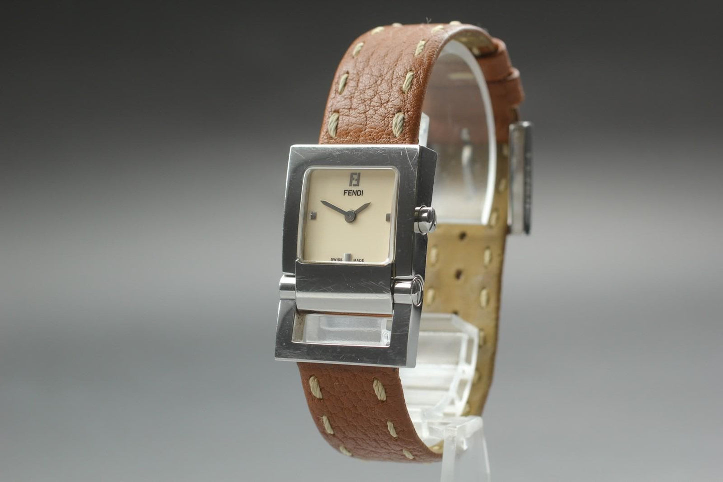 Exc+5 Vintage FENDI 5200L Cream Dial Brown Quartz 23mm Ladies Watch From JAPAN