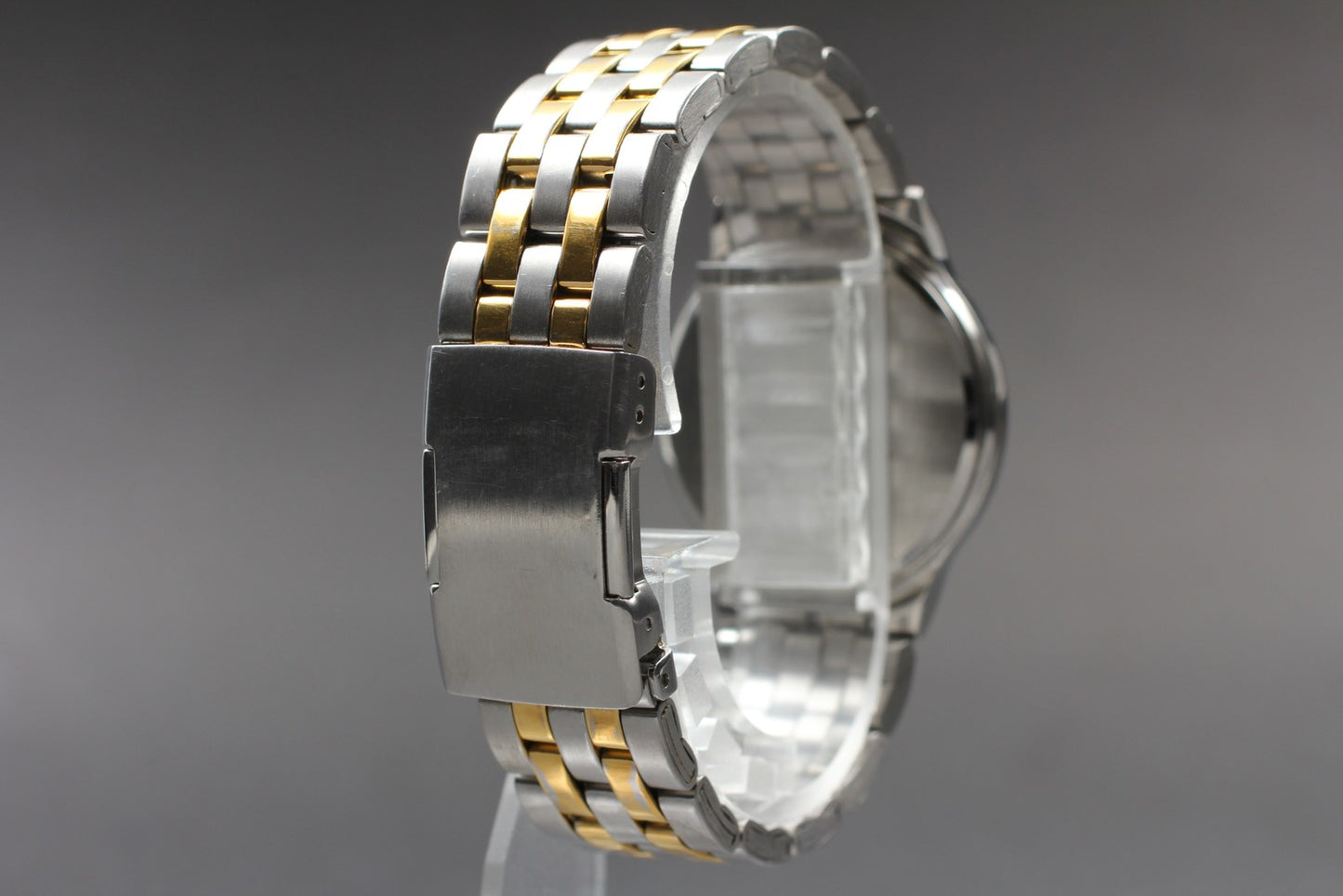 Near Mint Aureole sw-320m Gold Silver Two-Tone 50m 32mm Quartz Watch From Japan