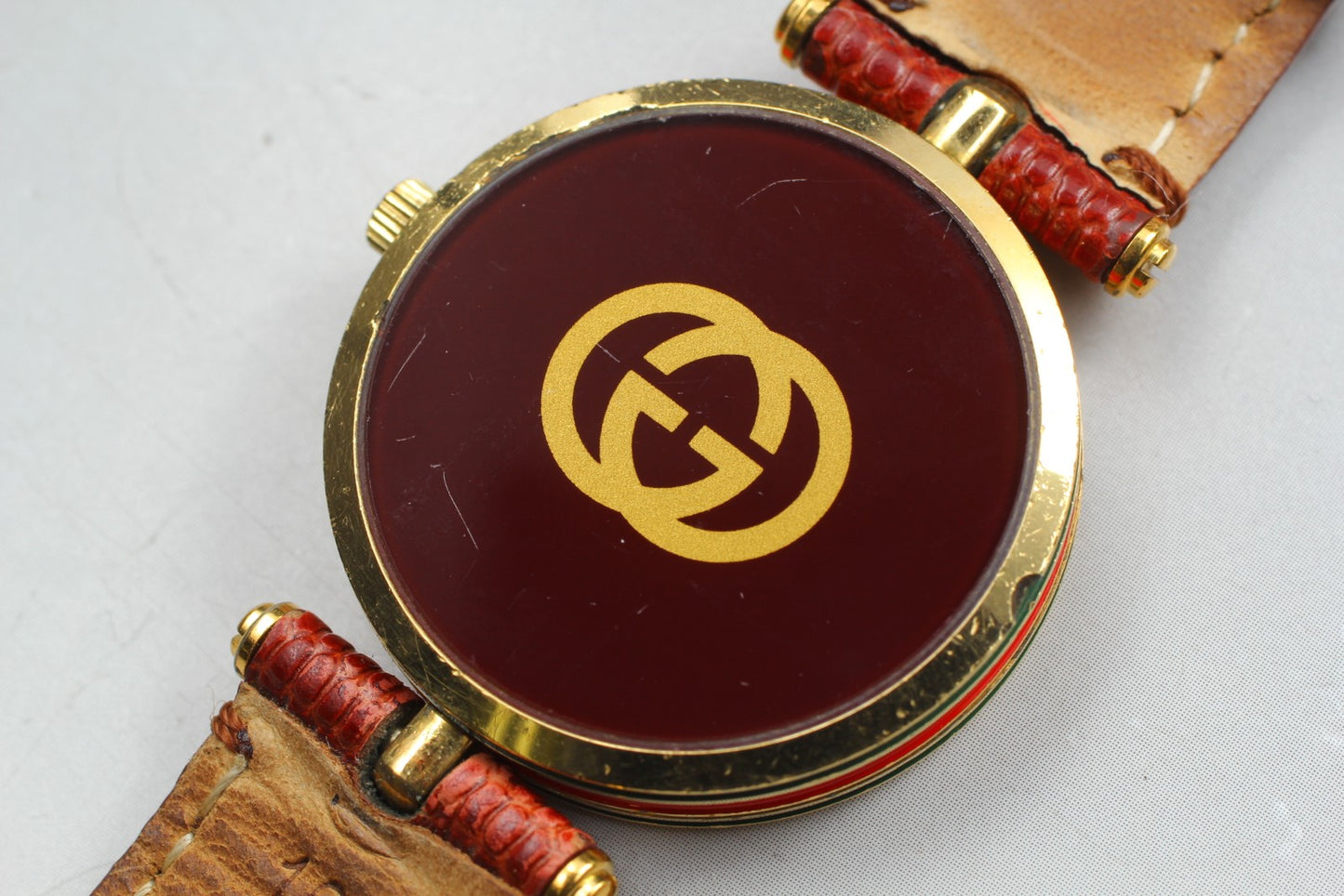 Vintage [Near MINT] GUCCI 2000M Red Dial Sherry Line Quartz 30mm Watch JAPAN