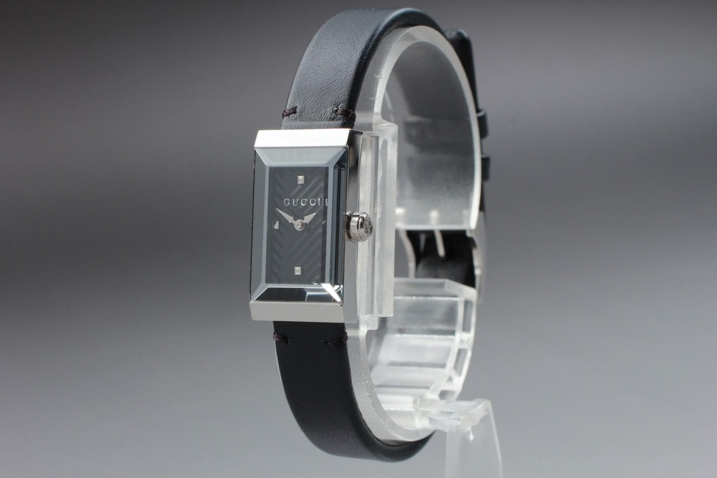 Near MINT GUCCI G Frame YA147504 147.5 Black Square 14mm Quartz Ladies Watch