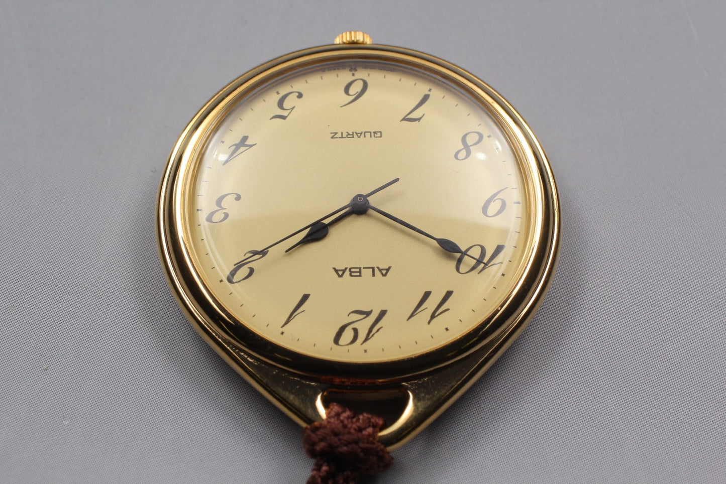 Near MINT Seiko Alba Y481-0120 Gold Arabic Open Face Qz 35mm Pocket Watch JAPAN