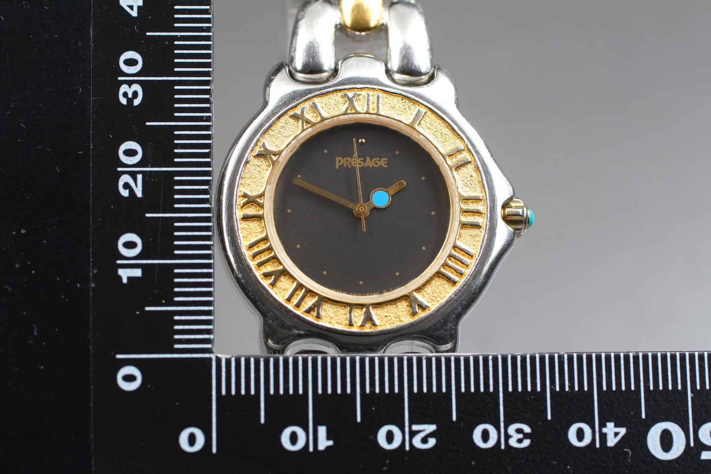 Vtg 1992 [N MINT] Seiko Presage 7N01-6190 Black Dial Two-Tone 32mm Quartz Watch