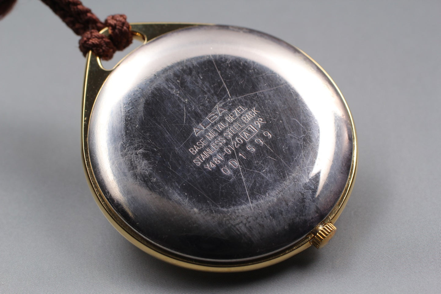 Near MINT Seiko Alba Y481-0120 Gold Arabic Open Face Qz 35mm Pocket Watch JAPAN