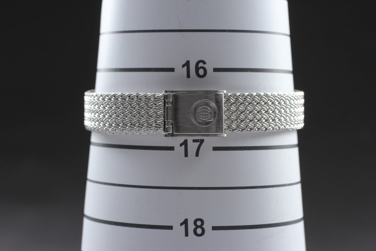 Top MINT w/ New Battery CYMA 616SP Silver Mesh Bracelet 22mm Quartz Ladies Watch