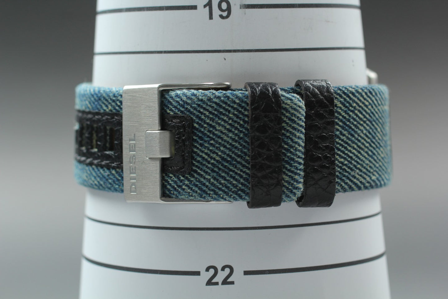 Near MINT Diesel DZ-1727 Date Blue Dial 46mm Quartz Men's Watch From JAPAN