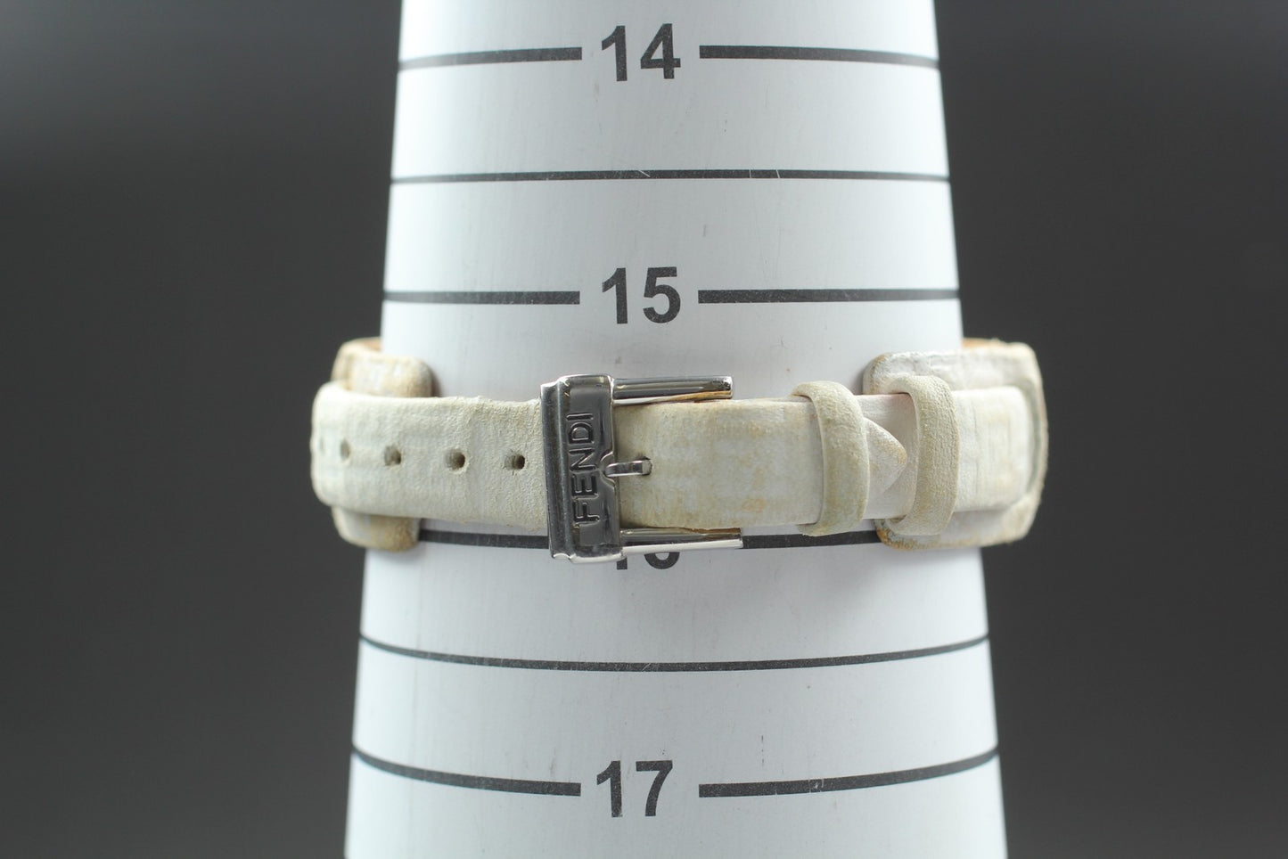 Exc+5 / New Batt  Fendi 3300L Shell Mop Dial 13mm Quartz Ladies Watch JAPAN