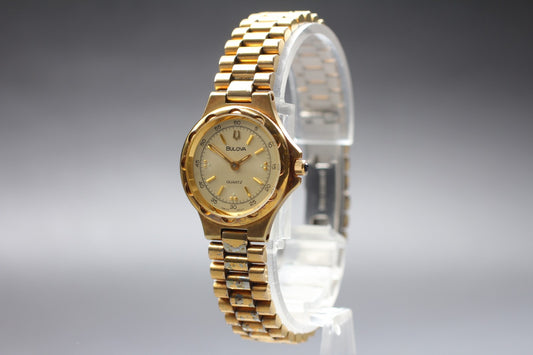 Exc+5 / New Batt* Vintage Bulova 9063-5020 Gold 25mm Quartz Ladies Watch JAPAN