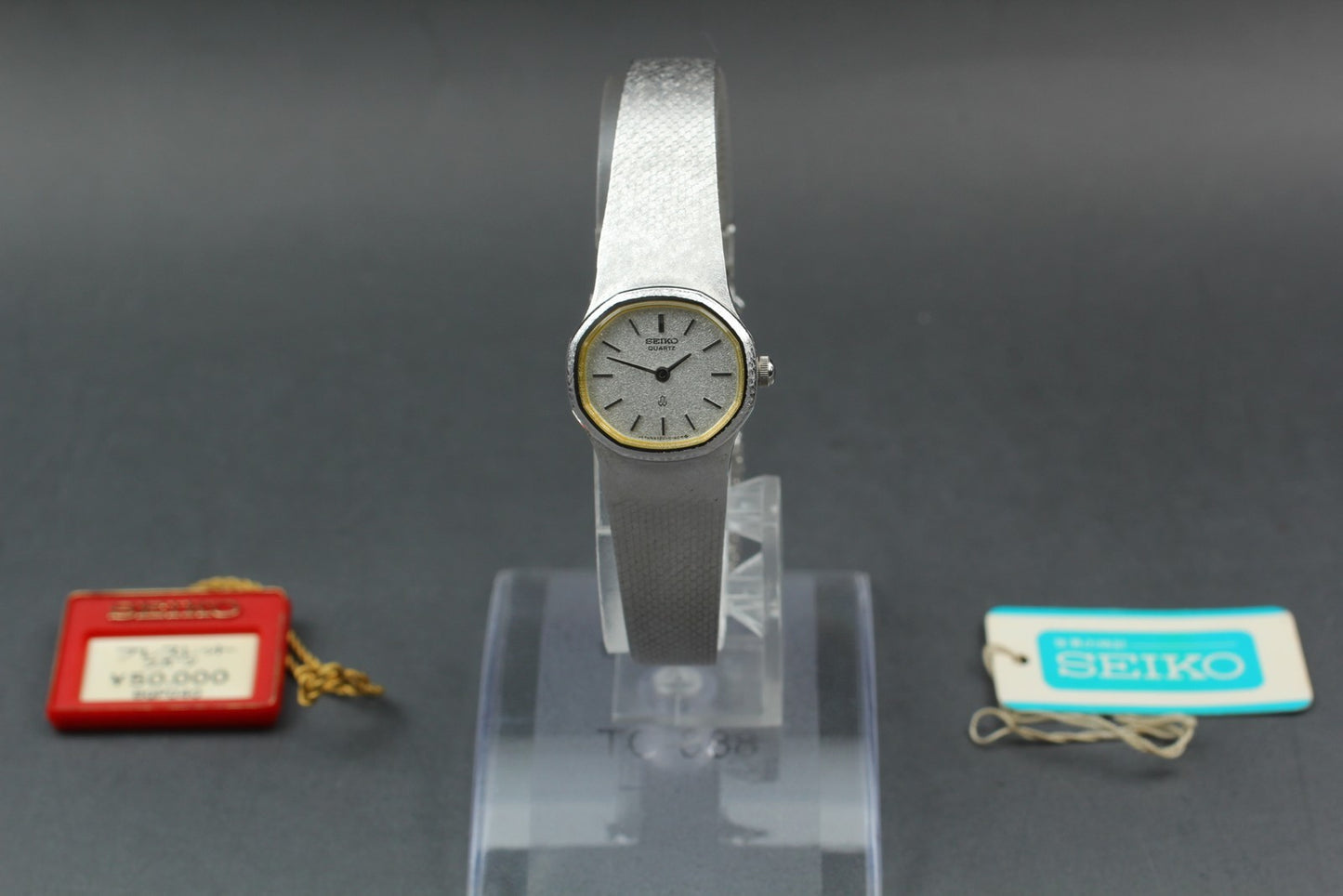 Vtg 1977 [NOS w/ Tag] SEIKO Bracelet 4720-3050 Paper Washi Qz Ladies Watch JAPAN