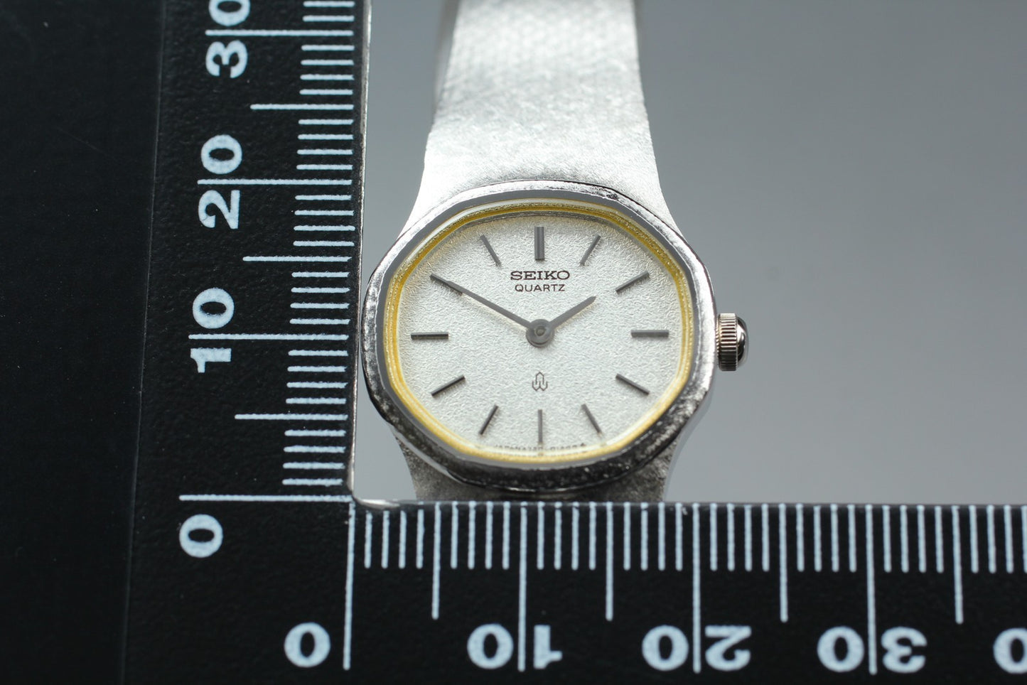 Vtg 1977 [NOS w/ Tag] SEIKO Bracelet 4720-3050 Paper Washi Qz Ladies Watch JAPAN