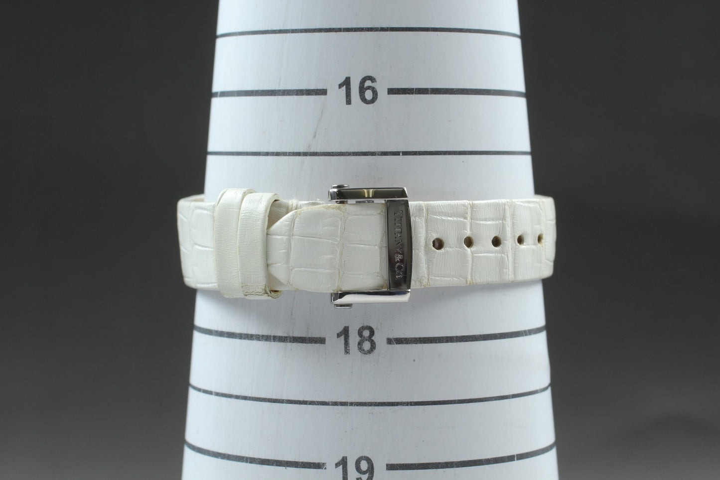 N MINT Card* TIFFANY&Co. Atlas Dome Z1300 White Quartz 30mm Ladies Watch JAPAN