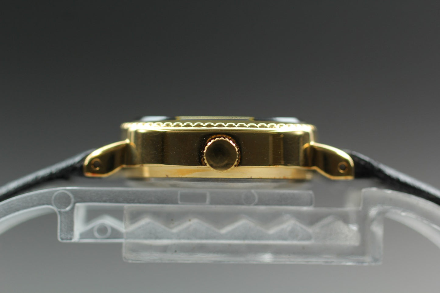 1983 N MINT w/ Tag* Seiko Alba Y662-4060 Black Digital 22mm Ladies Watch JAPAN