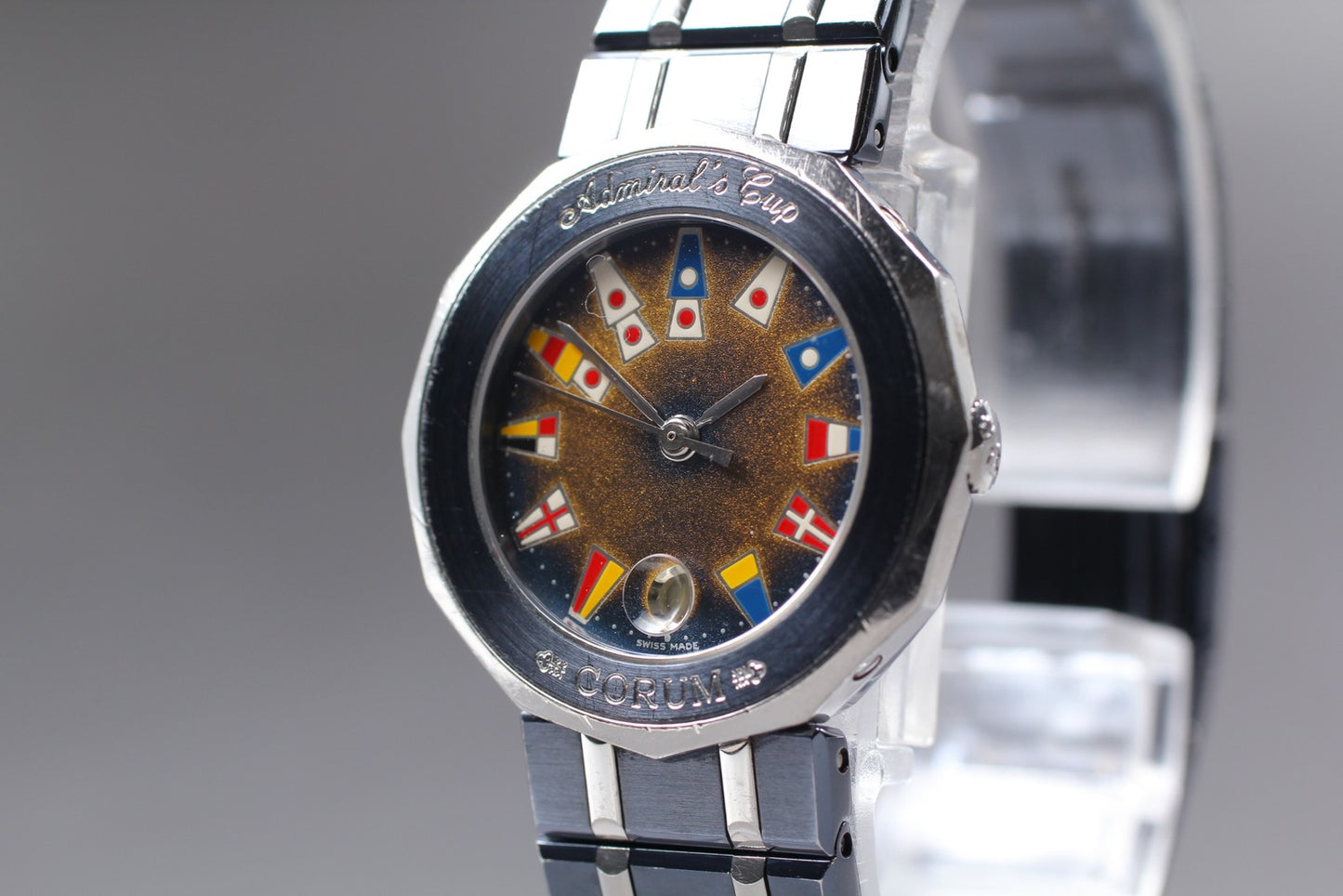 Near MINT CORUM Admiral's Cup 39.610.30 V050 Navy Quartz Ladies Watch From JAPAN