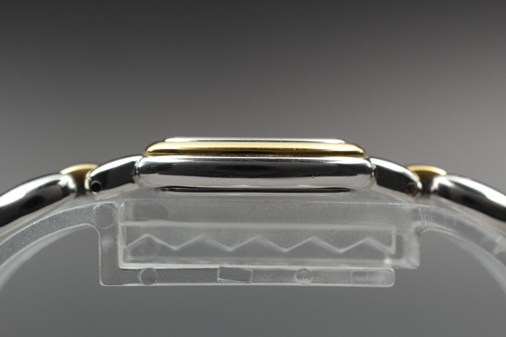 Near MINT Raymond Weil 5881 White Quartz 19mm Ladies Watch