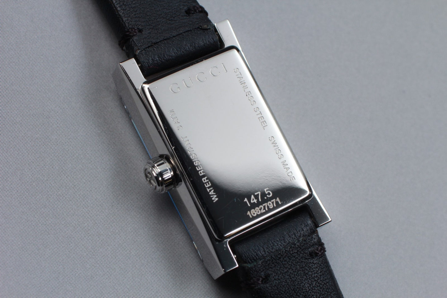 Near MINT GUCCI G Frame YA147504 147.5 Black Square 14mm Quartz Ladies Watch