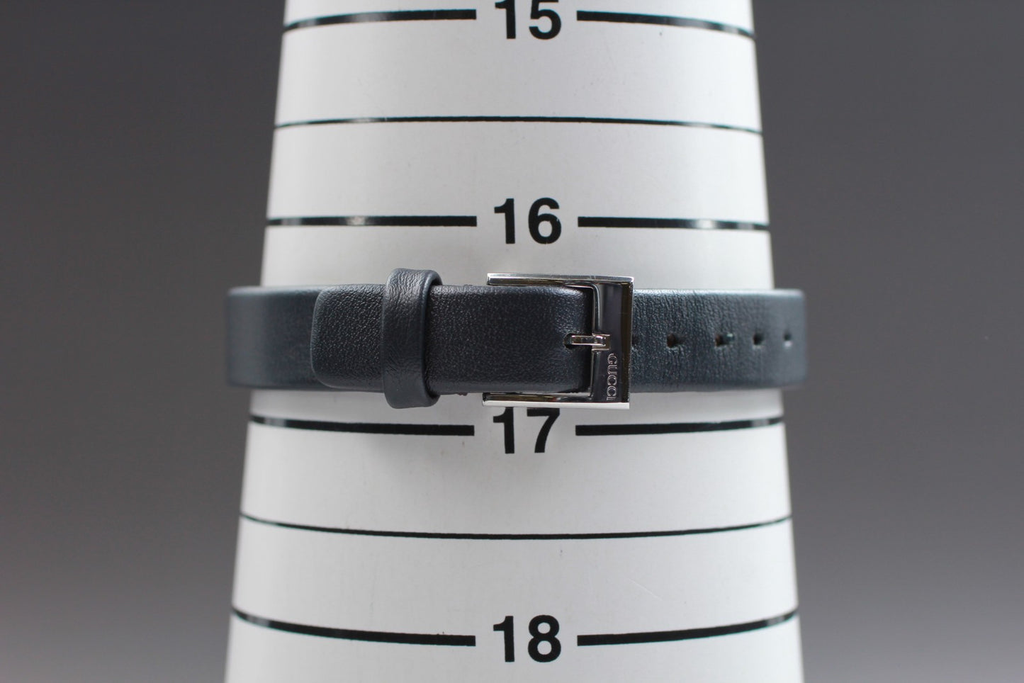 Near MINT GUCCI G Frame YA147504 147.5 Black Square 14mm Quartz Ladies Watch