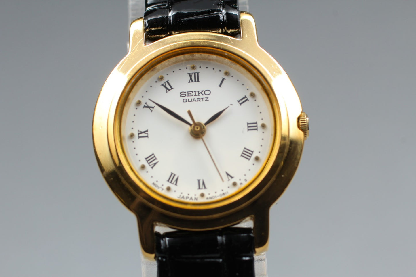 New Battery [Near MINT] SEIKO 4N01-0441 Roman White Gold Quartz Ladies Watch