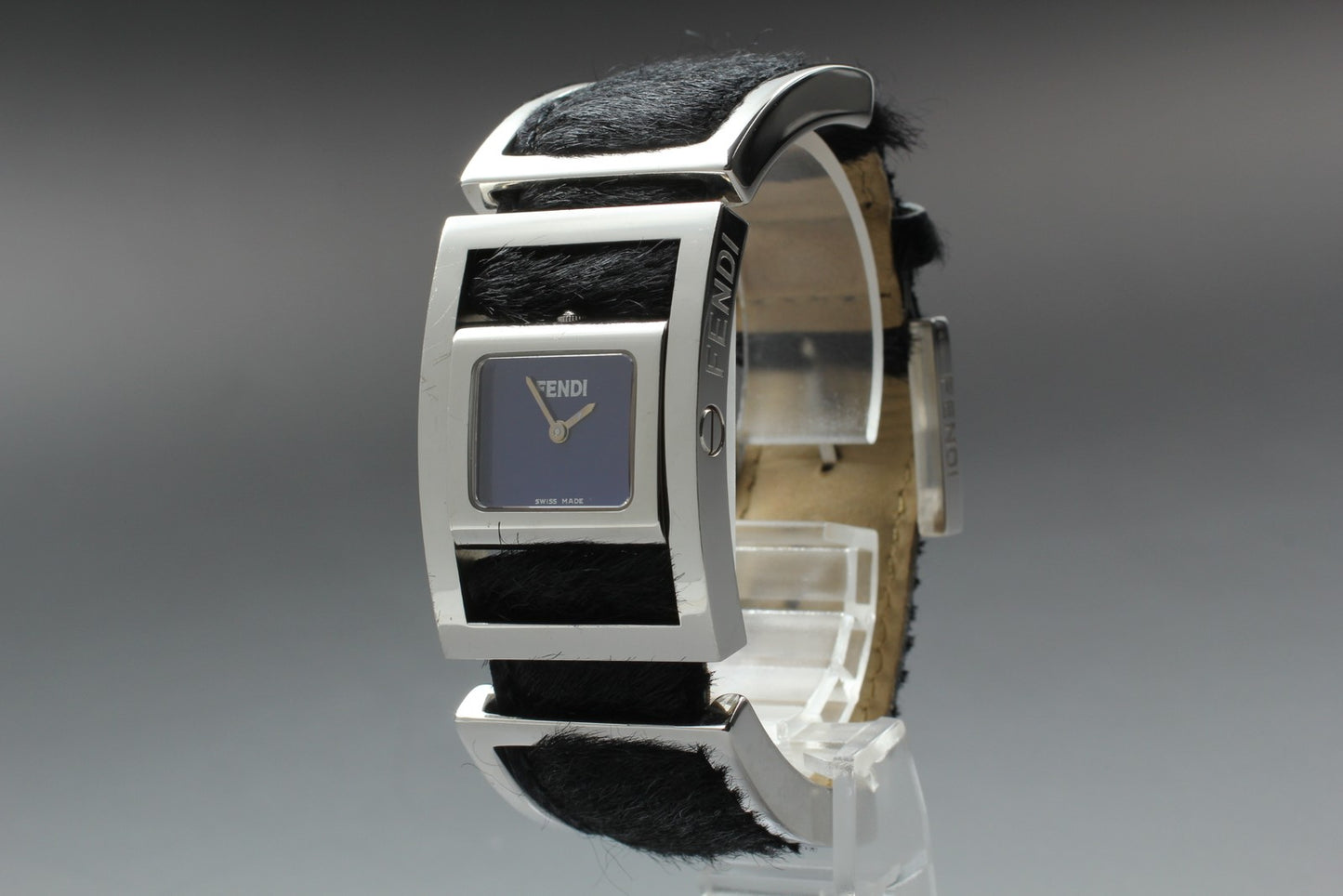 Near MINT w/ Card Fendi Gyro F5000 Purple Black Quartz 19mm Ladies Watch JAPAN