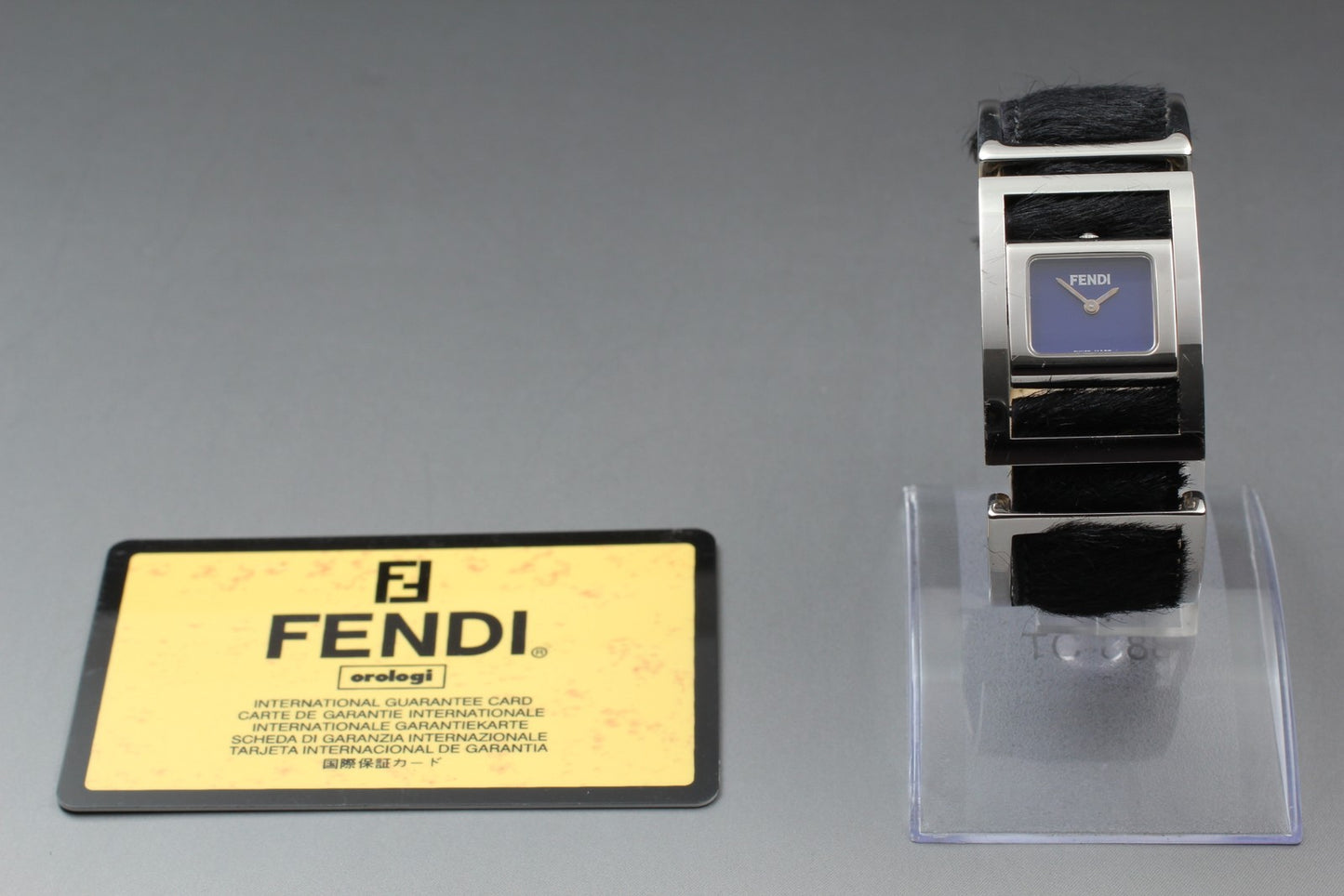 Near MINT w/ Card Fendi Gyro F5000 Purple Black Quartz 19mm Ladies Watch JAPAN