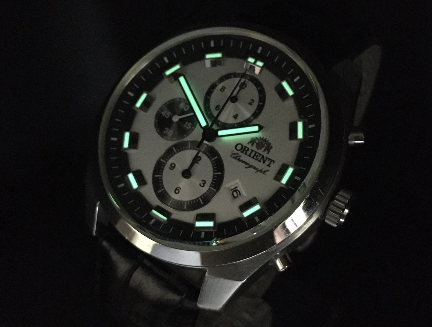 Exc+5 ORIENT Chronograph TT0U-C0-B Black Silver Dial Quartz 43mm Men's Watch