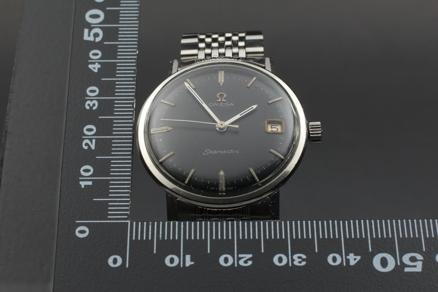 OH 1964 Near MINT OMEGA Seamaster 132.015 Cal.610 Black Manual 34mm Men's Watch