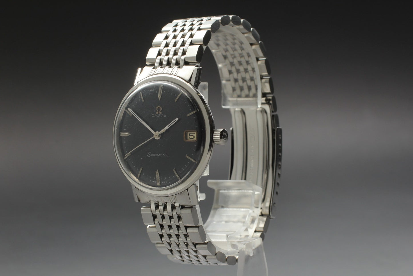 OH 1964 Near MINT OMEGA Seamaster 132.015 Cal.610 Black Manual 34mm Men's Watch