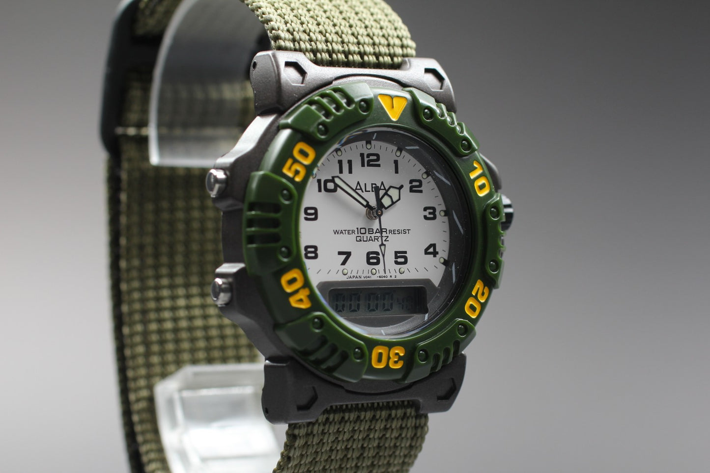 Nos [Top MINT / Paper] SEIKO Alba V041-6020 100m Military Ana Digi Men's Watch