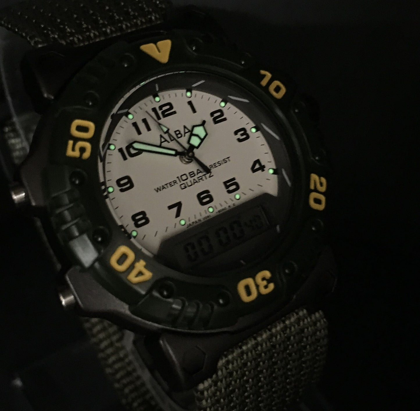 Nos [Top MINT / Paper] SEIKO Alba V041-6020 100m Military Ana Digi Men's Watch