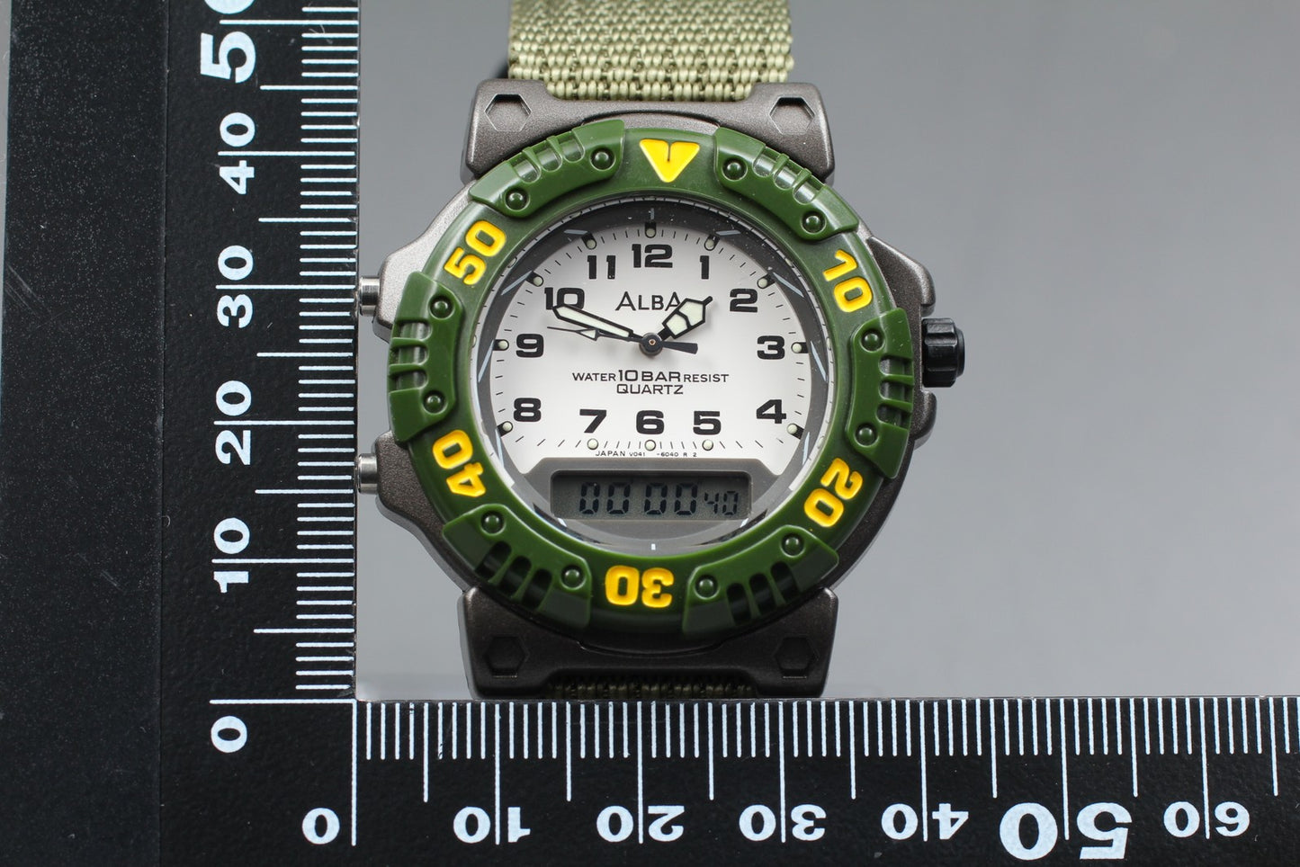 Nos [Top MINT / Paper] SEIKO Alba V041-6020 100m Military Ana Digi Men's Watch