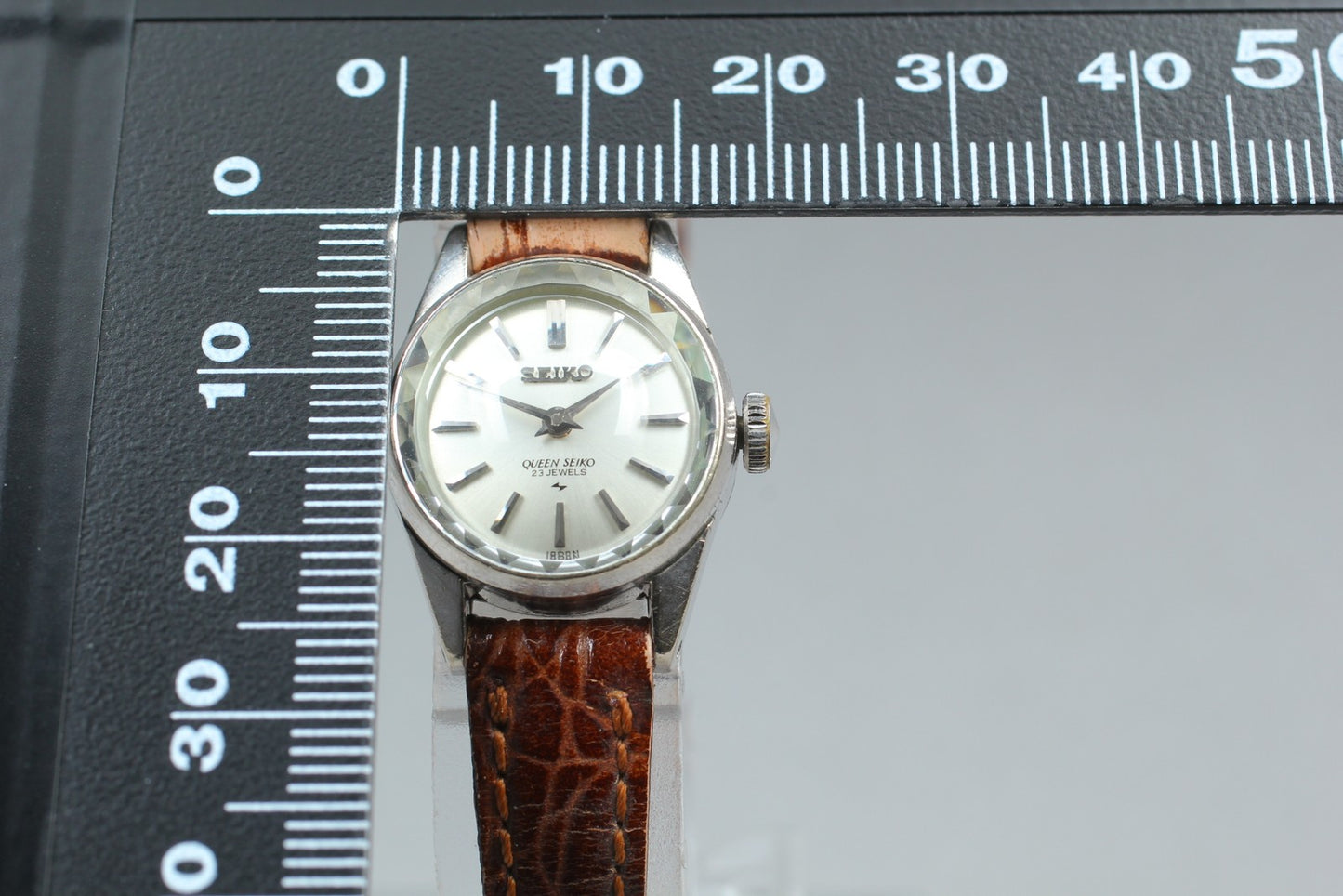 Vintage 1968 [Near MINT] QUEEN SEIKO 1020-0010 23J Manual Ladies Watch Japan
