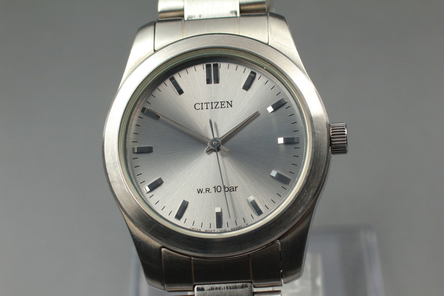 Exc+5 w/ Box Paper Citizen 1032-S75560 Silver 36mm Quartz Men's Watch From JAPAN
