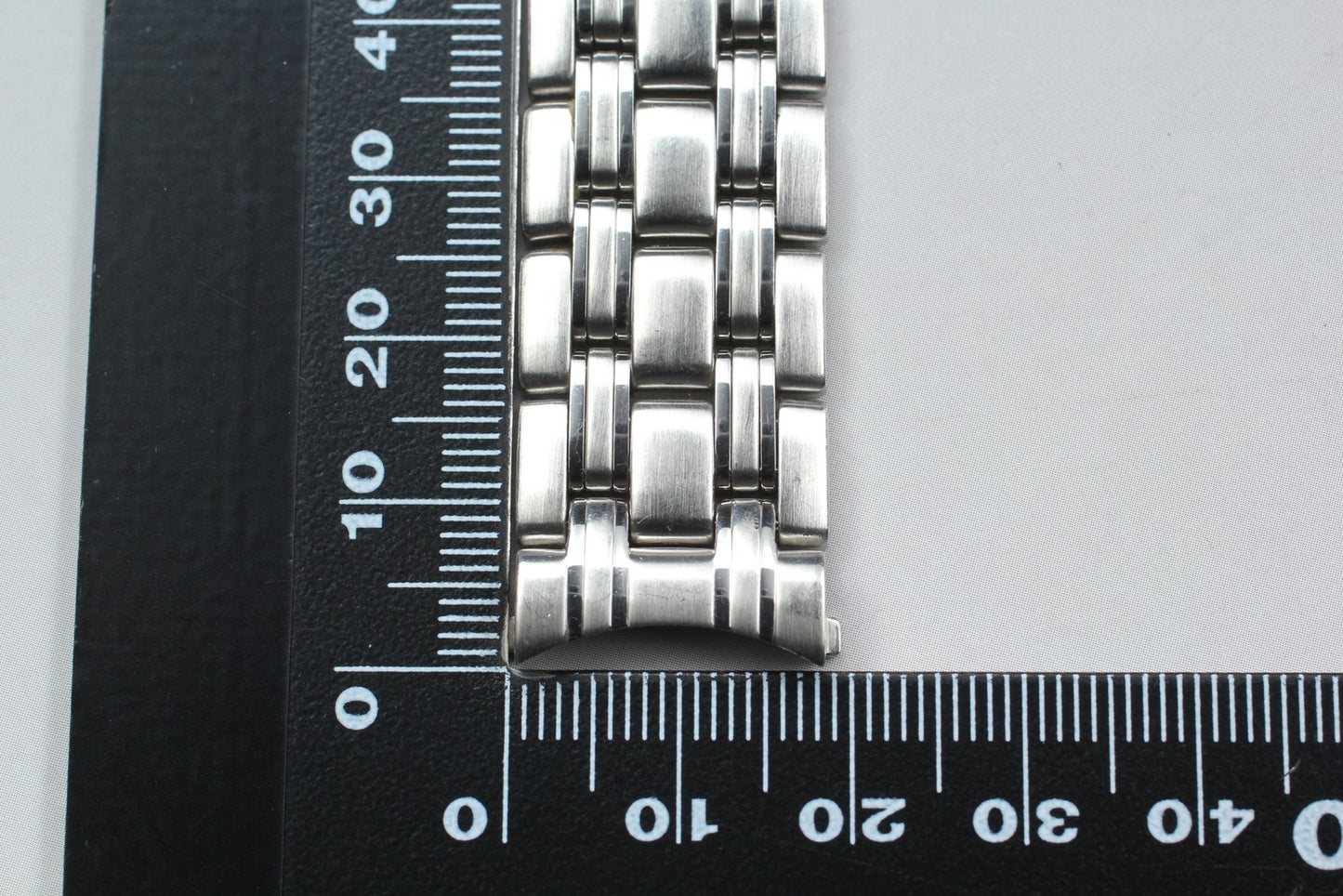 Near MINT Omega Seamaster 1501/823 Men's 18mm Vintage Watch Band Bracelet JAPAN