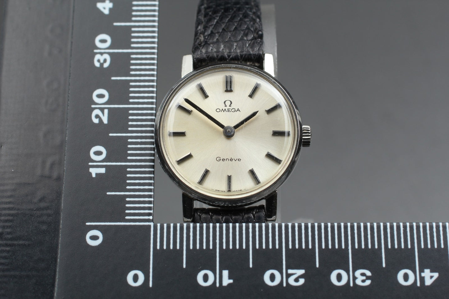 Vintage 1972 [Near MINT] OMEGA Geneve 511.409 Cal.485 Silver Manual Ladies Watch