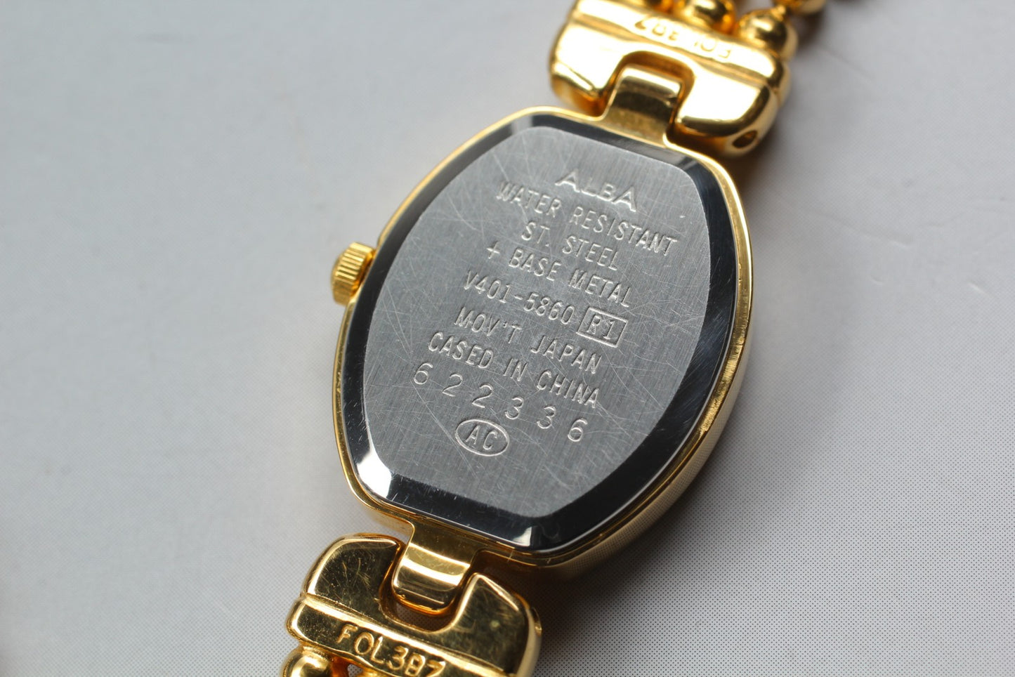 NOS [Near MINT w/ Tag] Seiko Alba Ingenu V401-5860 Gold Quartz Ladies Watch
