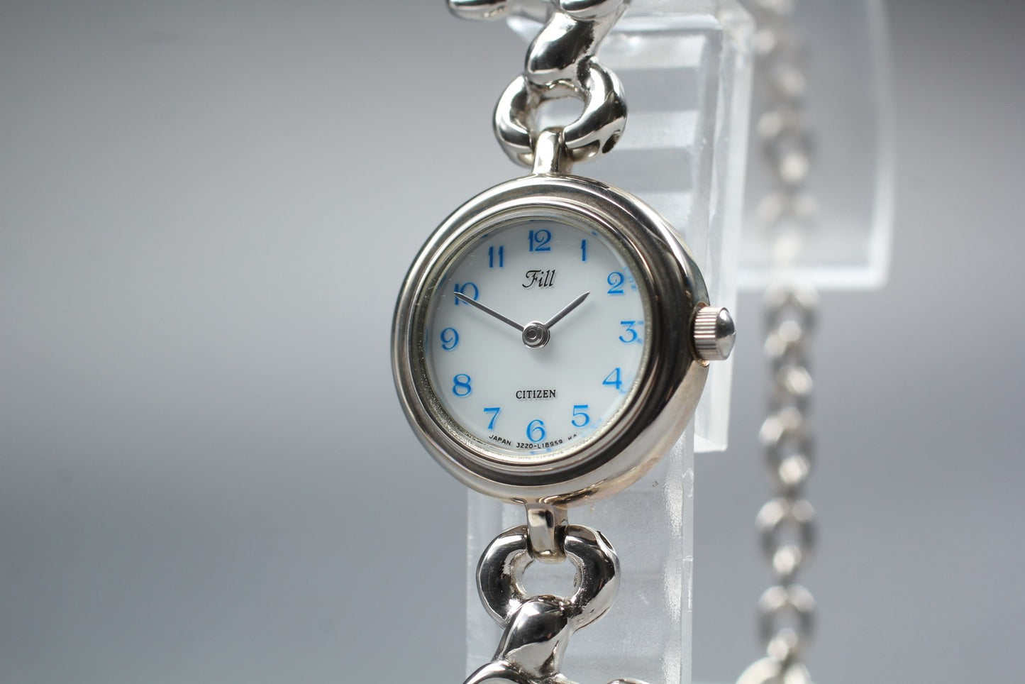 NOS [N MINT w/ Tag] Citizen Fill 3220-L07780 Bears Bracelet Quartz Ladies Watch