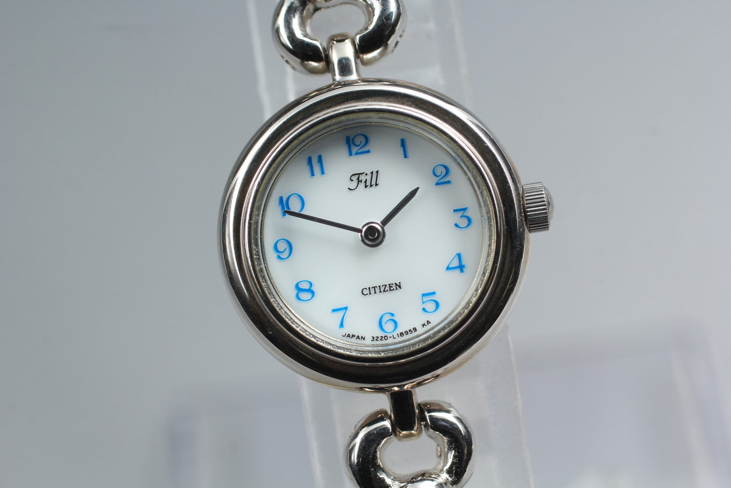 NOS [N MINT w/ Tag] Citizen Fill 3220-L07780 Bears Bracelet Quartz Ladies Watch