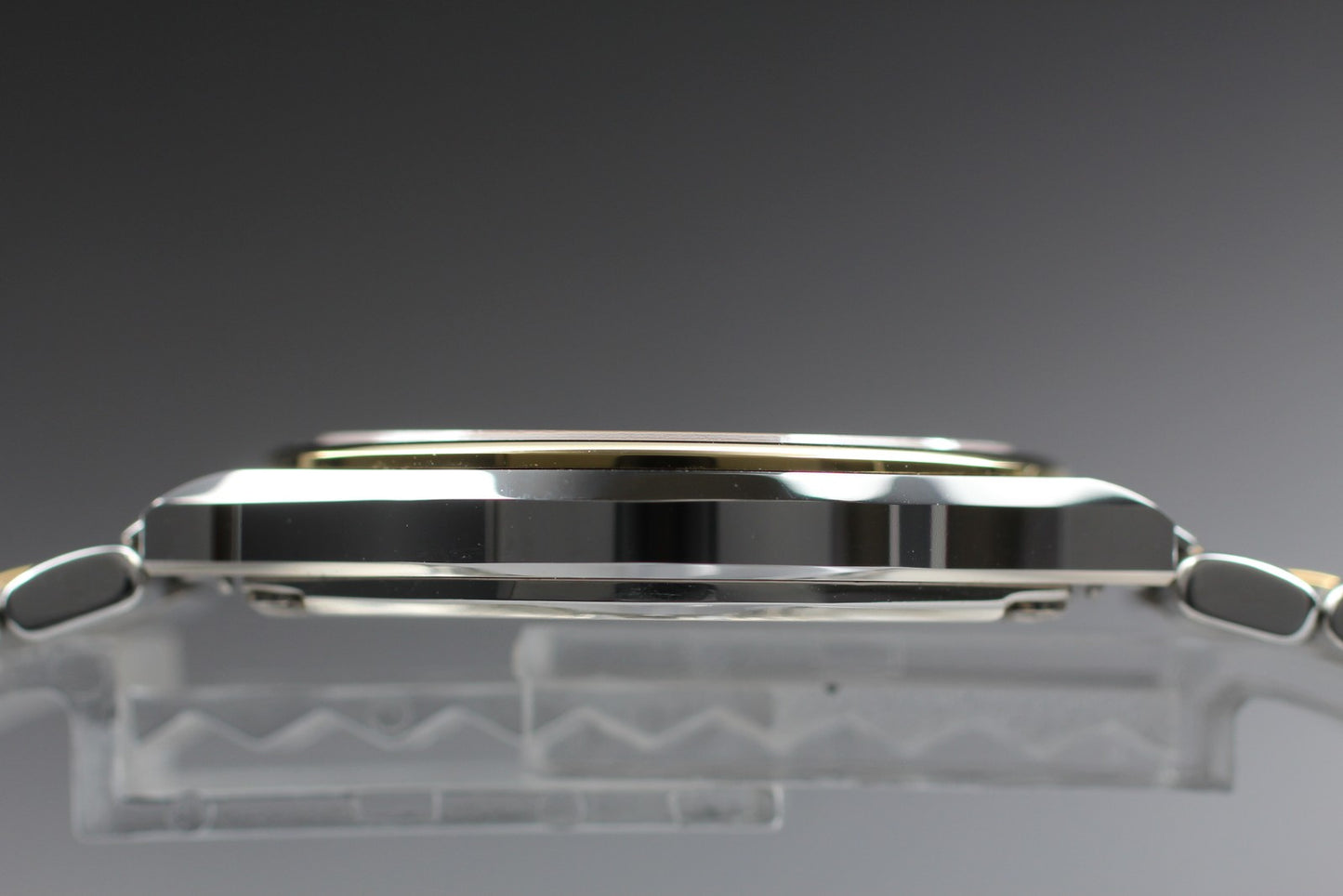 MINT w/ Tag Orient Fuerza C752G1-60 White Arabic Quartz 33mm Men's Watch JAPAN