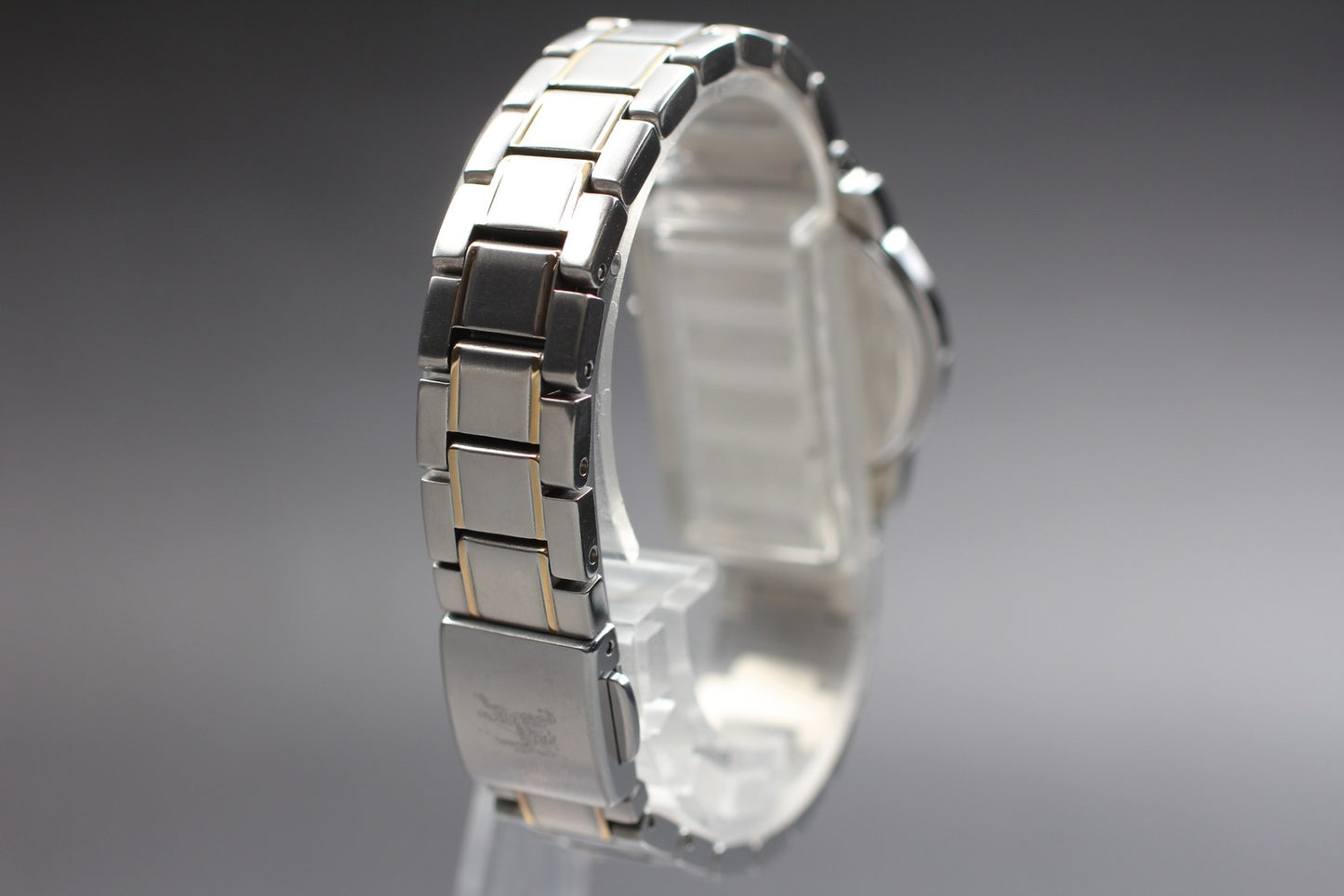 Near MINT Burberrys 5430-H13006 Gold Two-tone Quartz 24mm Ladies Watch JAPAN