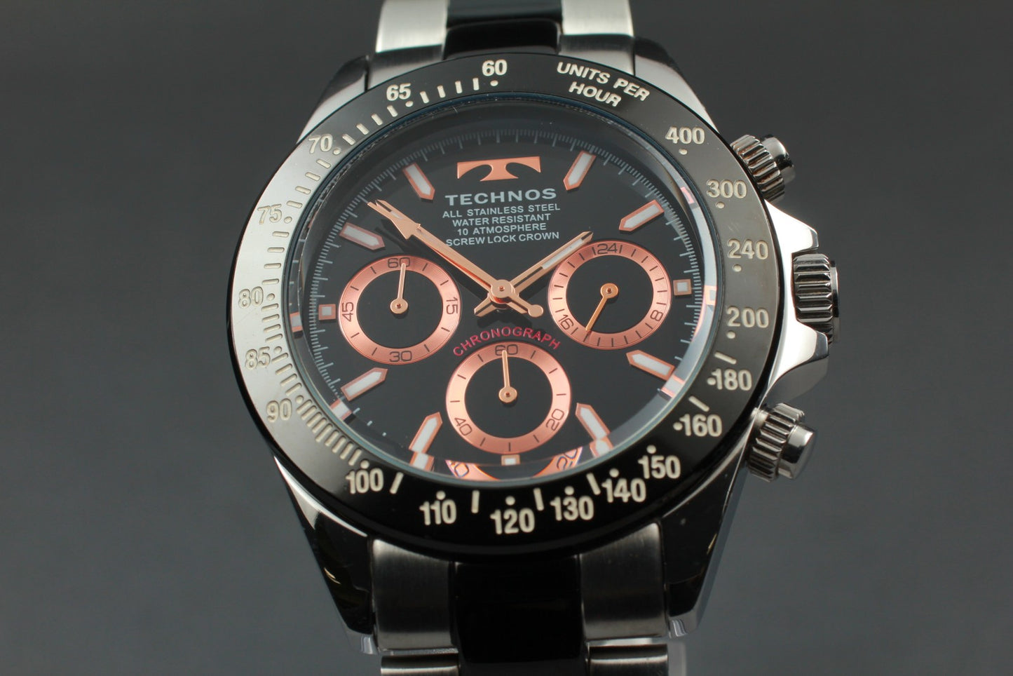 Near MINT Technos T4685 Black Dial Chronograph Bracelet Quartz 42mm Men's Watch