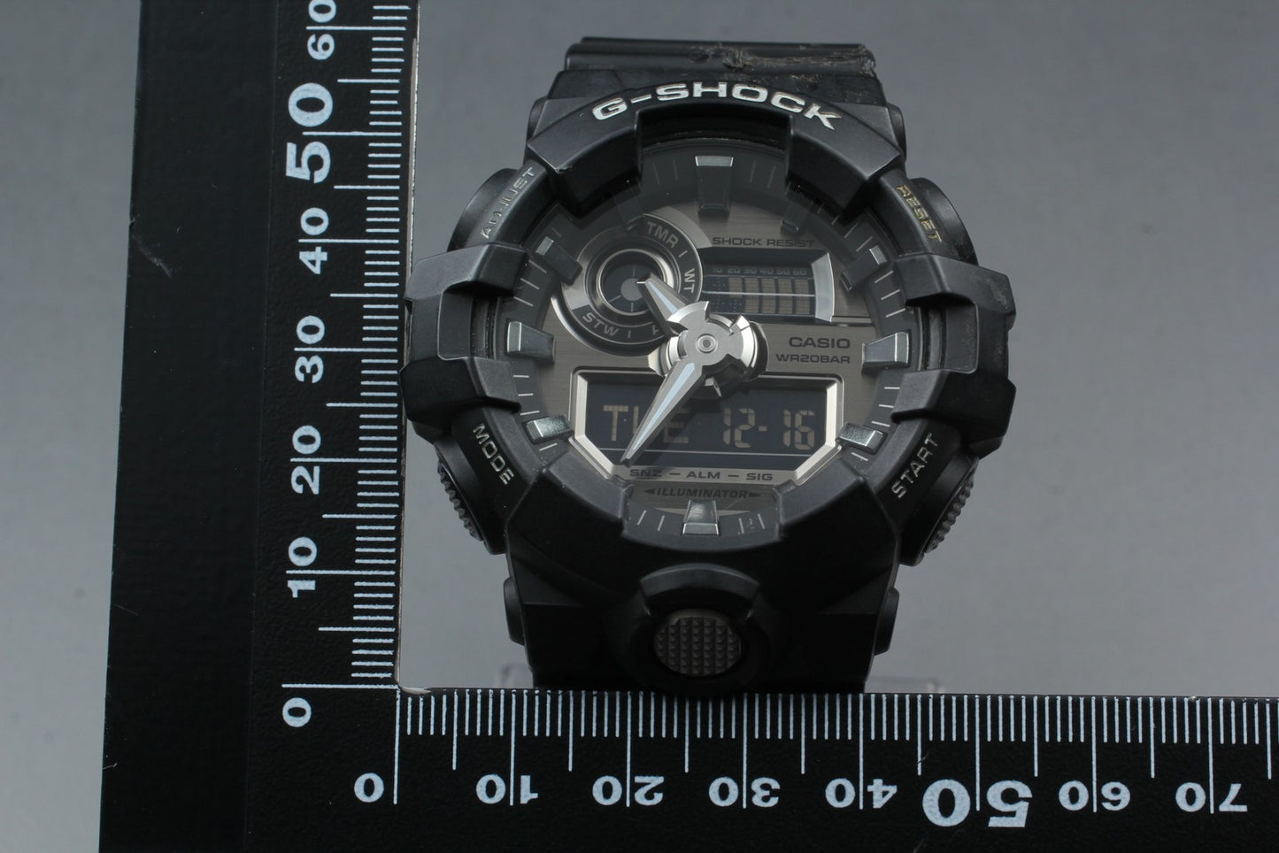 Exc+5 Casio G-shock GA-710 5522 Black Ana Digi Quartz Digital Men's Watch JAPAN