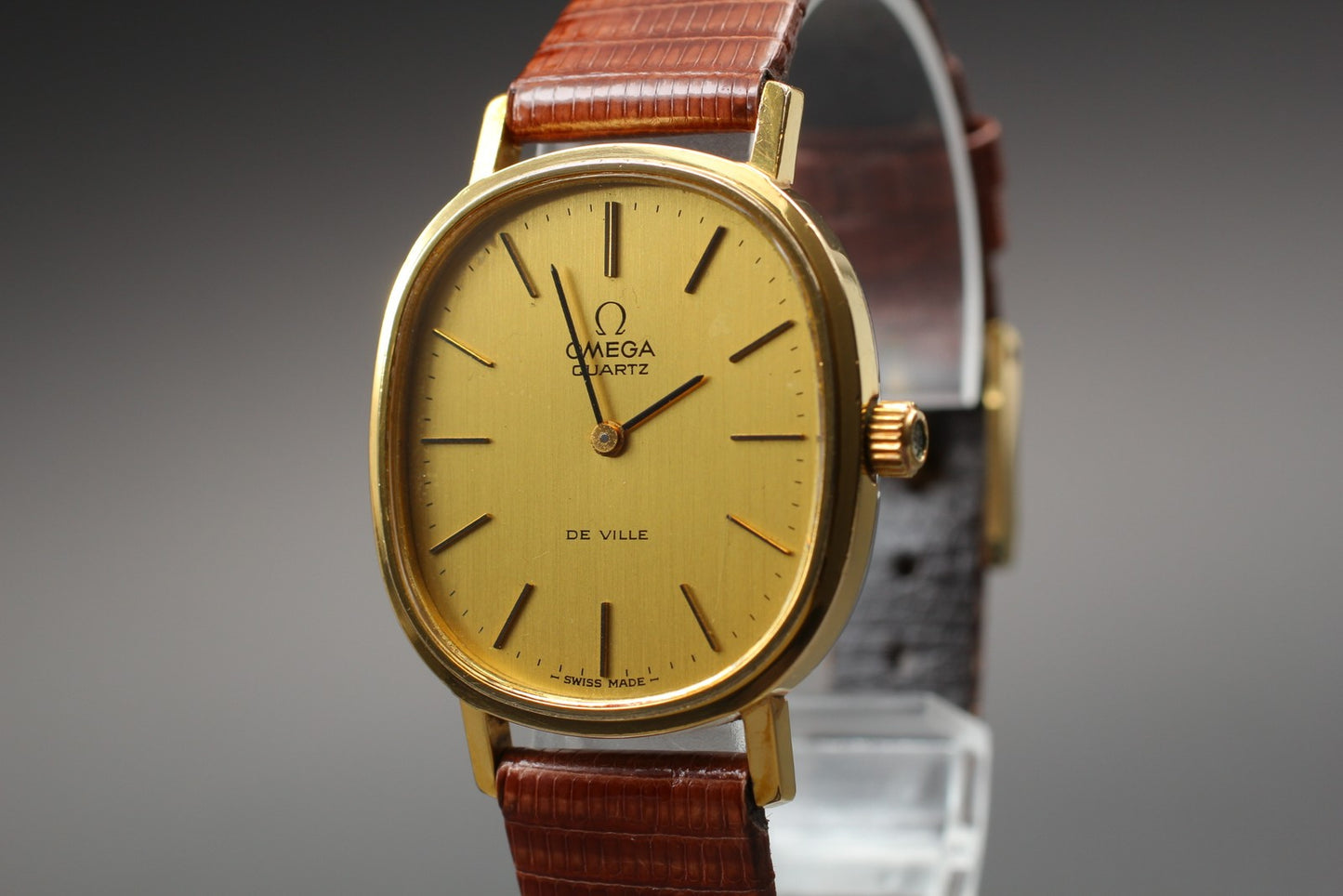 Vintage 1978 Near MINT OMEGA De Ville 191.0046 Cal.1330 Gold Quartz Men's Watch