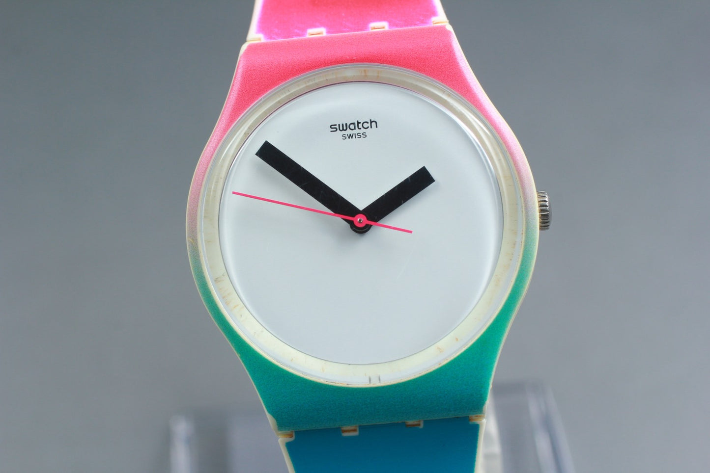 Exc+5 Swatch Transition GZ248 White Dial Red Blue Quartz 34mm Men's Watch 2011