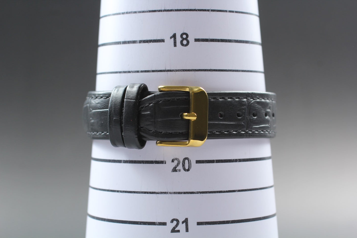 Vintage 1980 Near MINT OMEGA De Ville 192.0046 Cal.1332 Gold Qz 33mm Men's Watch