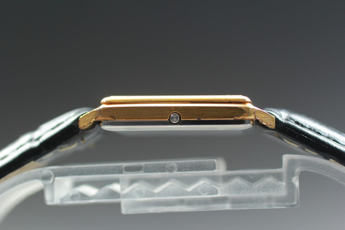 Near MINT OMEGA De Ville 591.0087 Cal.1365 Gold Push Crown Quartz Men's Watch