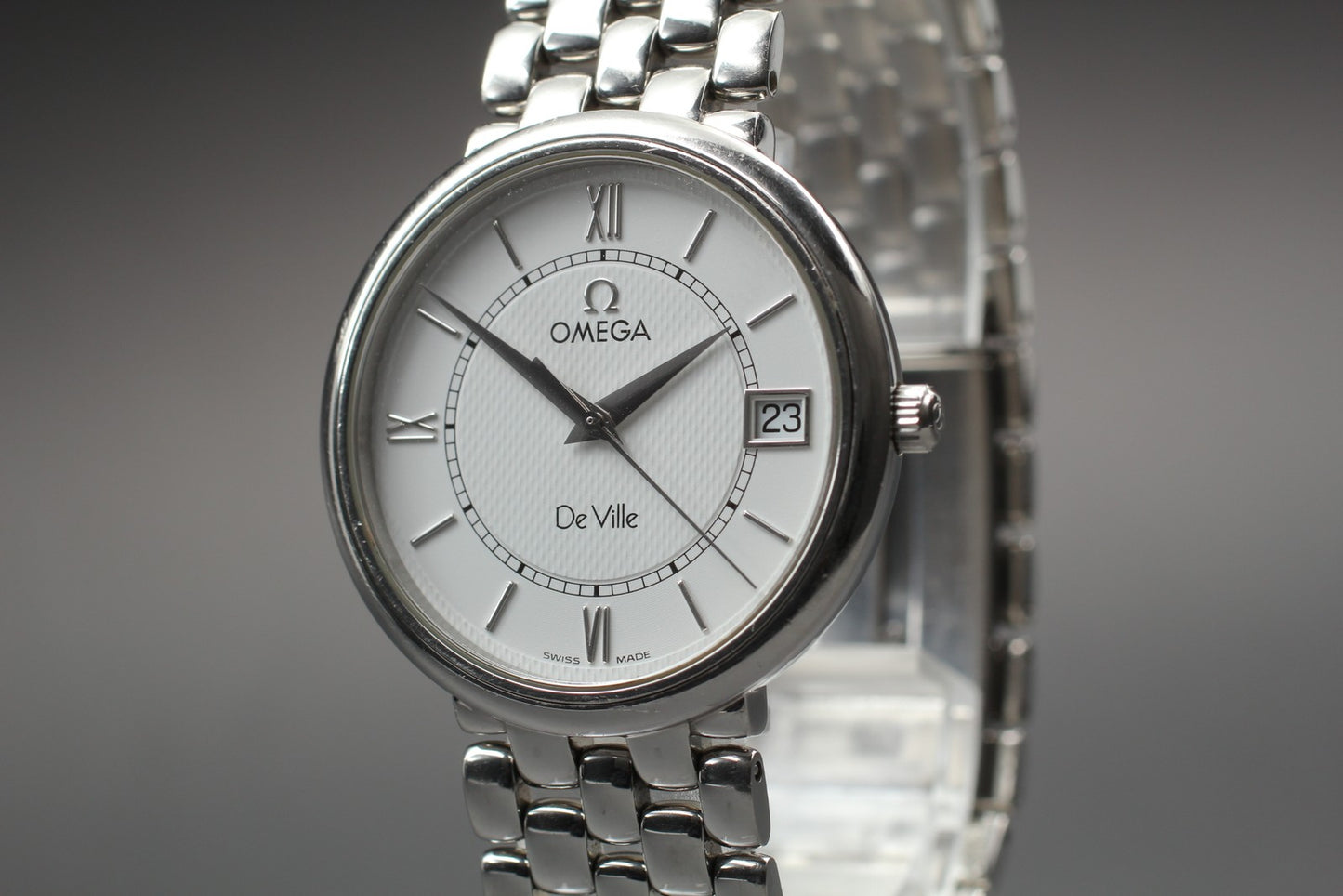 Near MINT OMEGA De Ville Prestige 396.2532 Cal.1532 Date Quartz 33mm Men's Watch