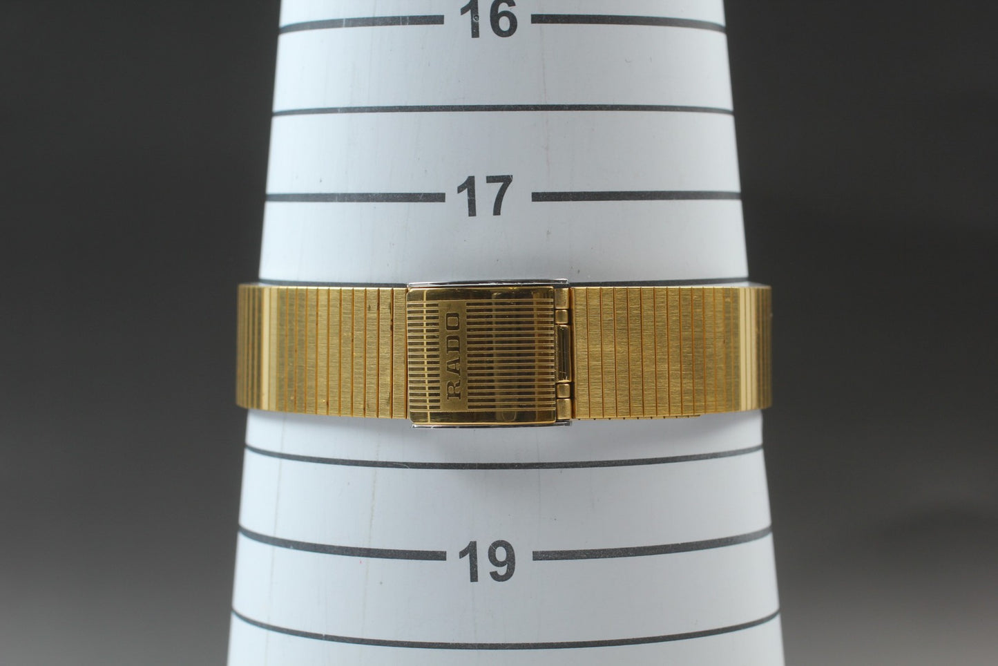 Original Bracelet MINT / Paper RADO DiaStar 160.0394.3 Gold Quartz Unisex Watch