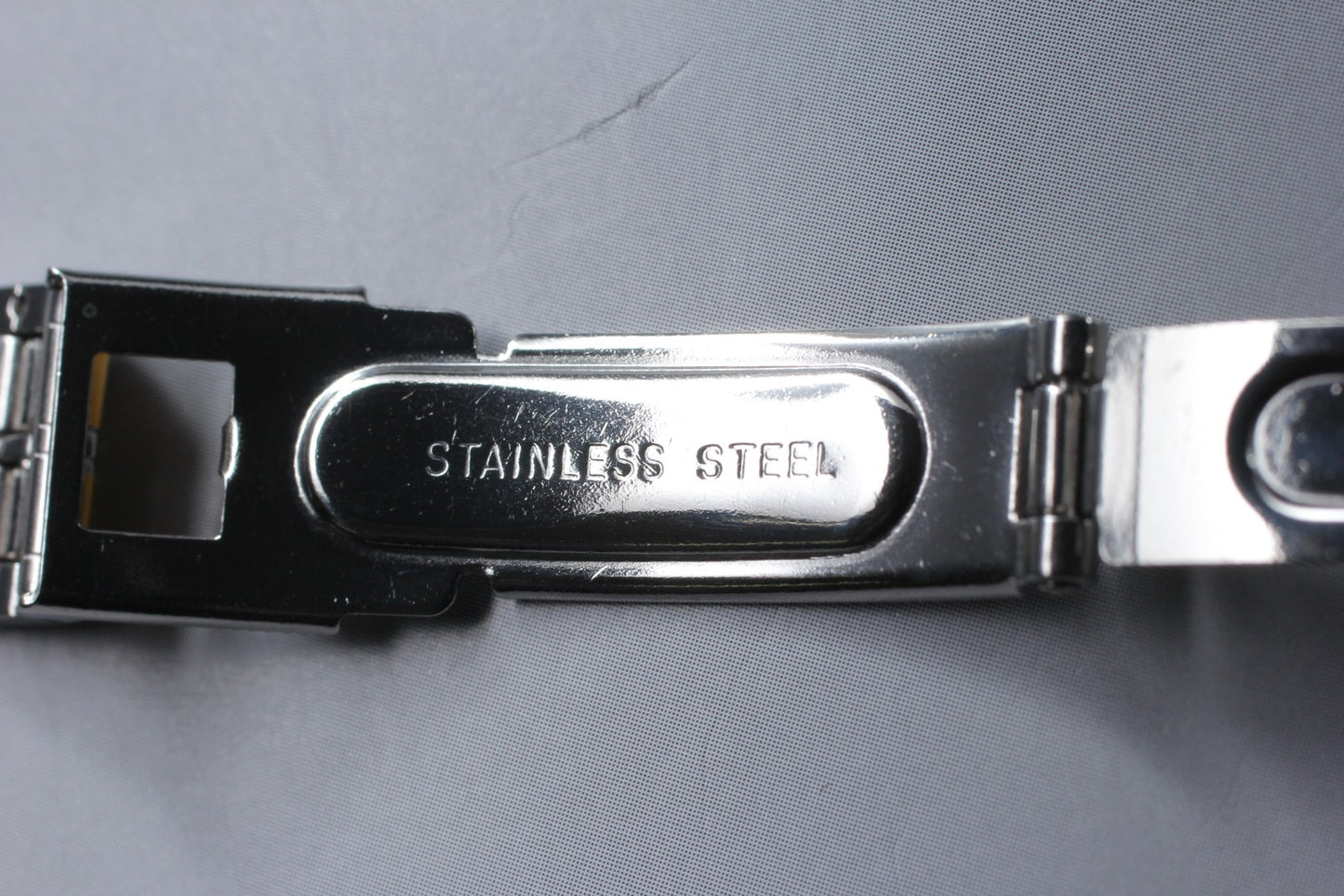 Near MINT OMEGA Stainless Steel Bracelet 13mm Two-tone Gold Silver Ladies Watch