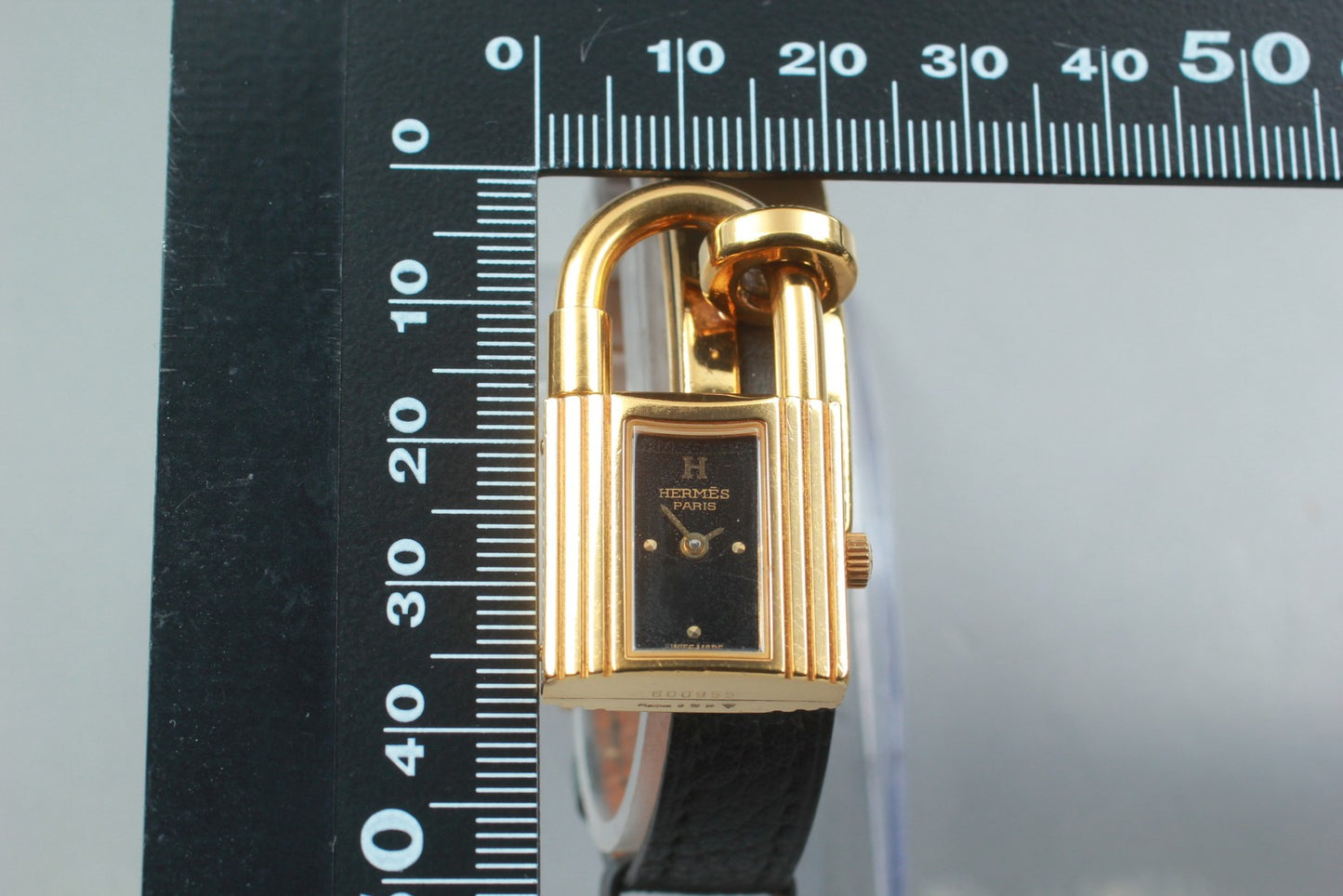 Exc+5 w/ Paper HERMES Kelly Ladies Watch Quartz Gold Padlock Black Dial Swiss