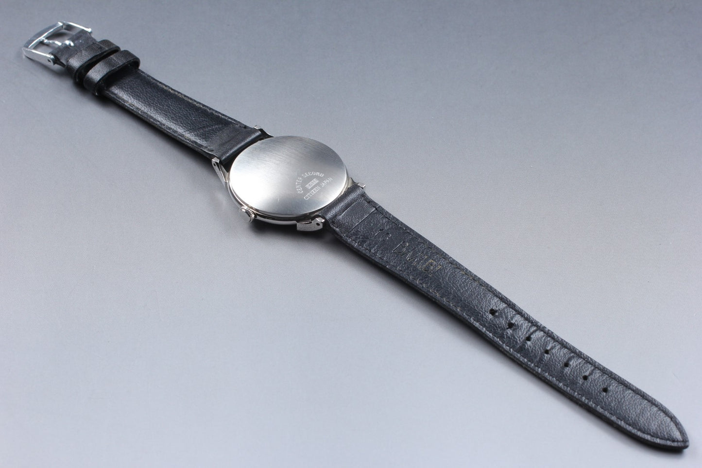 Near MINT Citizen Center Second 4630-E04752 SV925 33mm Quartz Men's Watch